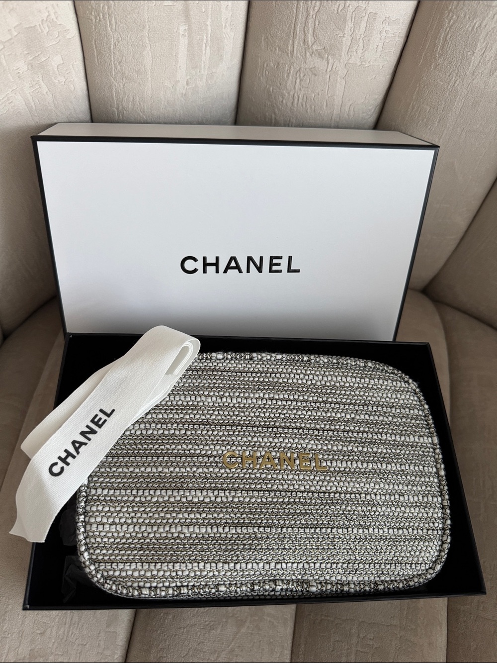 CHANEL Silver Metallic Woven Cosmetic Case with Gold Logo